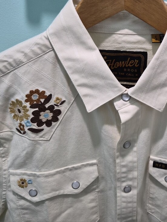 Howler Brothers Other - Howler Bros Cream Embroidered Western Shirt